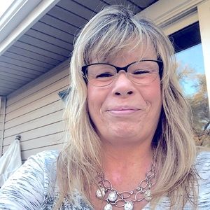 Meet your Posher, Peggy